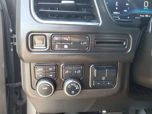 Used 2022 Chevrolet Tahoe LT w/ LT Signature Package AWD/4WD image 28