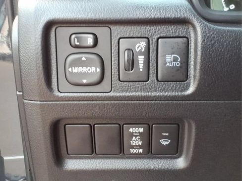 Used 2024 Toyota 4Runner SR5 Premium w/ Moonroof Package AWD/4WD image 18
