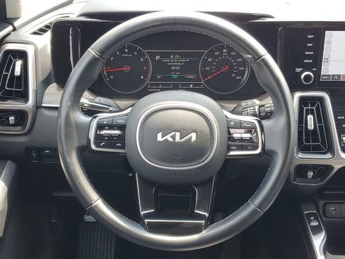 Used 2022 Kia Sorento S AWD/4WD image 29