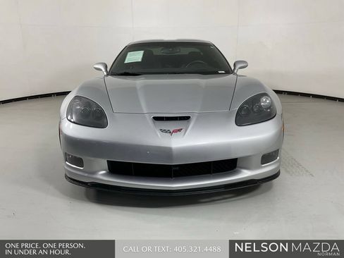 Used 2013 Chevrolet Corvette Grand Sport w/ 3LT Preferred Equipment Group RWD image 2