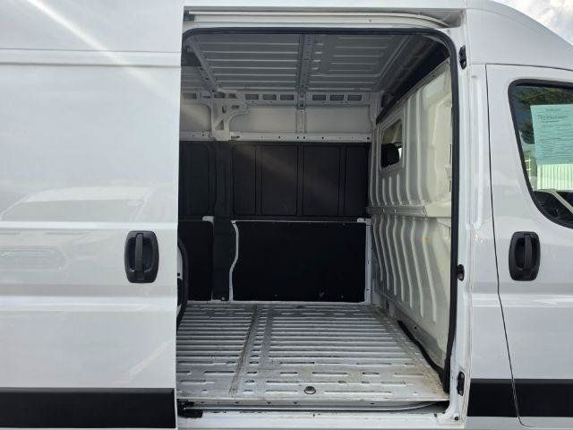 Used 2025 RAM ProMaster 2500 w/ Convenience Group FWD image 29