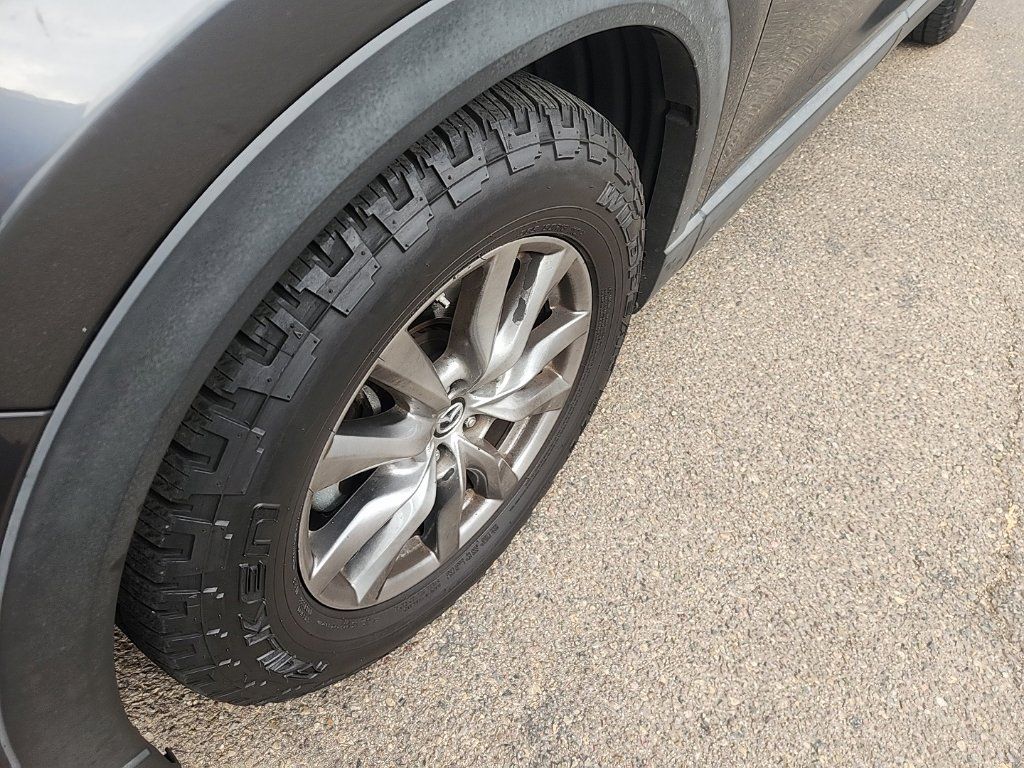Used 2019 MAZDA CX-9 Touring w/ Touring Premium Package FWD image 8