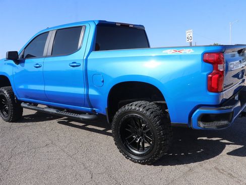 Used 2025 Chevrolet Silverado 1500 RST w/ LPO, Dark Essentials Package AWD/4WD image 5