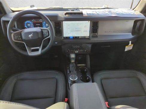 New 2025 Ford Bronco Badlands w/ Sasquatch Package image 15