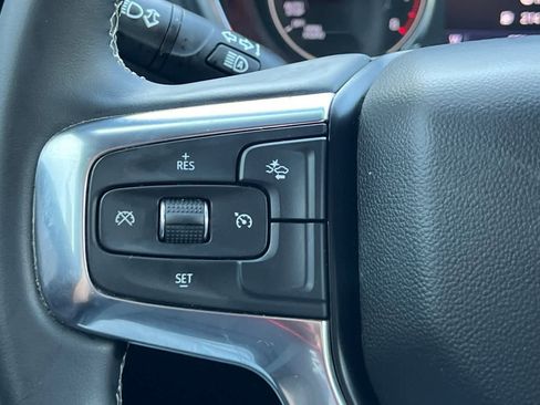 Used 2023 Chevrolet Blazer LT image 30