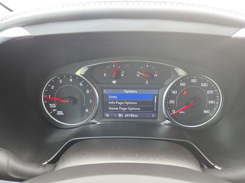 Used 2023 Chevrolet Blazer LT FWD image 21