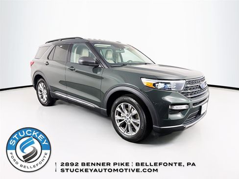 Used 2022 Ford Explorer XLT w/ Equipment Group 202A image 1