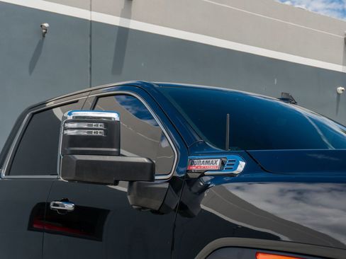 Used 2025 GMC Sierra 2500 Denali w/ Denali Reserve Package AWD/4WD image 31