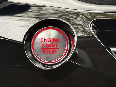 Certified 2025 Acura MDX SH-AWD image 9