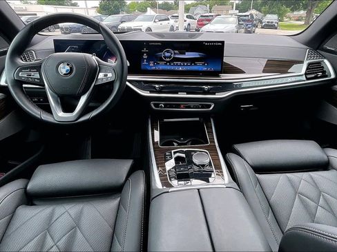 Used 2026 BMW X5 xDrive40i AWD/4WD image 4