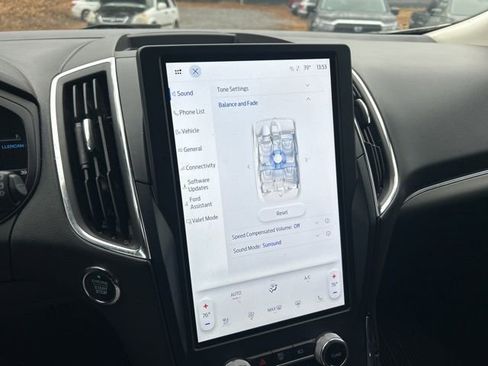 Used 2023 Ford Edge Titanium image 20