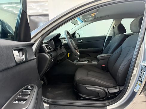 Used 2017 Kia Optima LX FWD image 13