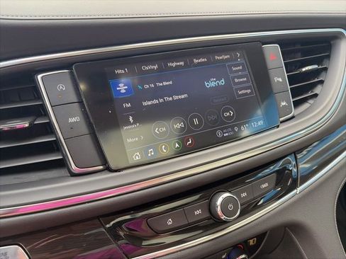 Used 2023 Buick Enclave Essence w/ Experience Buick Package image 19