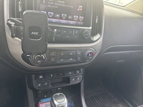 Used 2016 GMC Canyon SLT w/ Driver Alert Package image 12