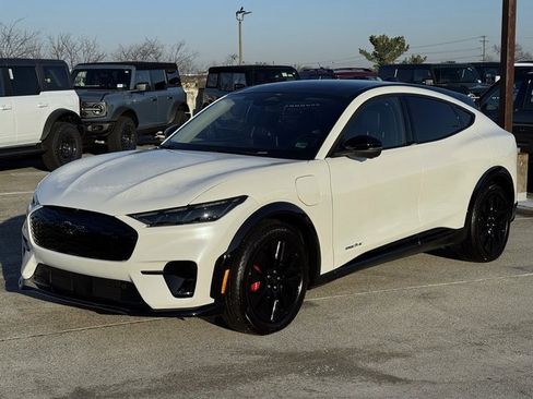 Used 2025 Ford Mustang Mach-E Premium w/ Sport Appearance Package image 12