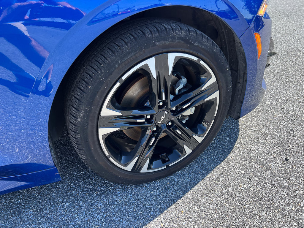 Certified 2022 Kia K5 GT-Line FWD image 9