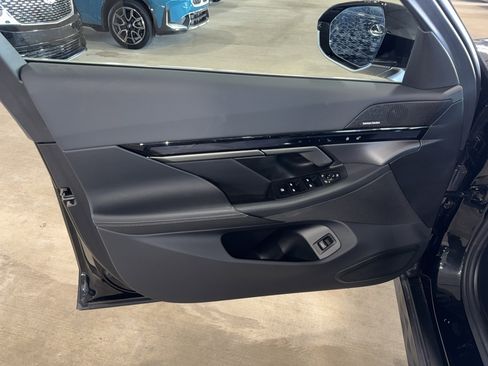 Certified 2024 BMW i5 eDrive40i w/ M Sport Package image 17