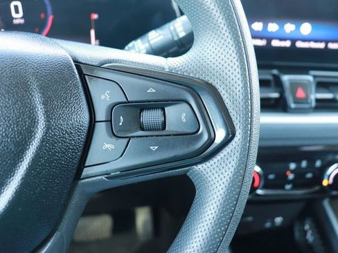 Used 2025 Chevrolet TrailBlazer LT image 21