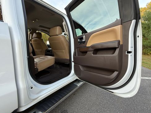 Used 2017 GMC Sierra 1500 Denali image 36