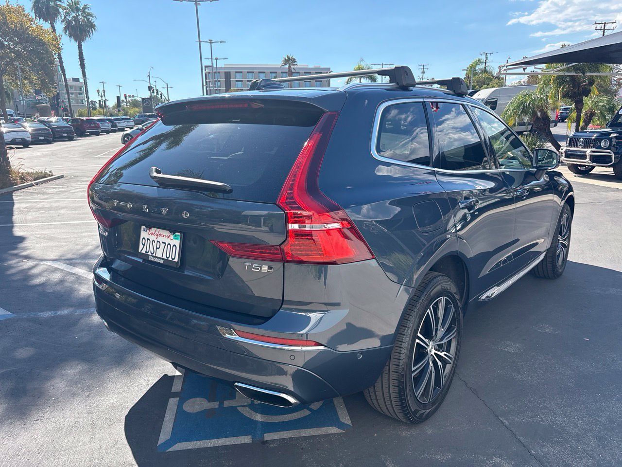 Used 2020 Volvo XC60 T5 Inscription AWD/4WD image 5