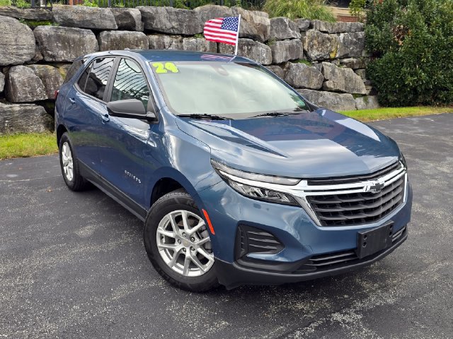 Used 2024 Chevrolet Equinox LS w/ LS Convenience Package FWD 360° Tour