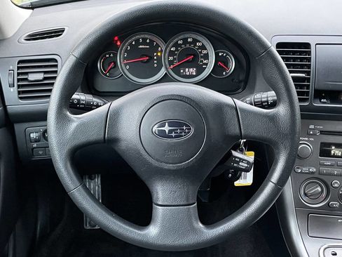 Used 2005 Subaru Outback 2.5i image 27