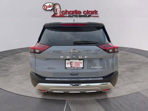 Certified 2023 Nissan Rogue Platinum w/ Platinum Premium Package FWD image 5