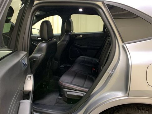 Used 2024 Ford Escape ST-Line w/ Tech Pack #1 AWD/4WD image 22