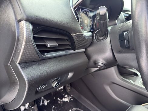 Used 2022 Chevrolet Traverse Premier w/ Redline Edition image 12