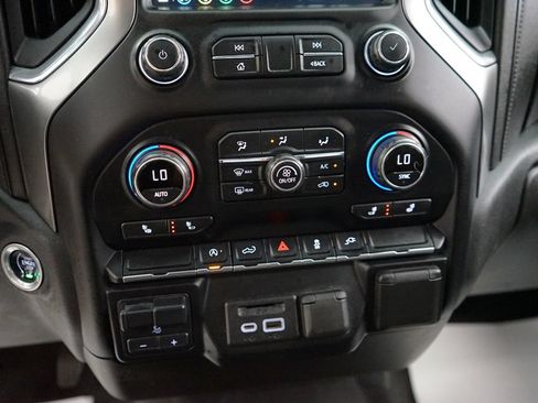 Used 2020 Chevrolet Silverado 1500 LT w/ All-Star Edition AWD/4WD image 37