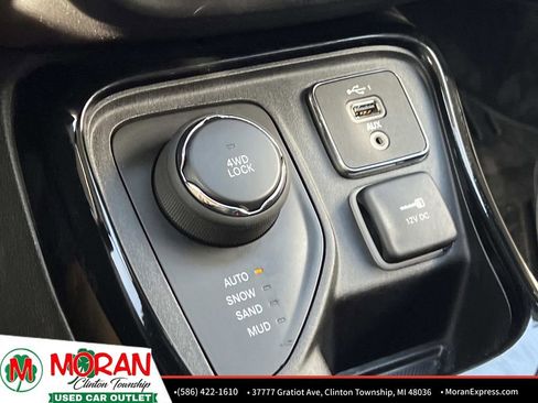 Used 2020 Jeep Compass Limited image 22
