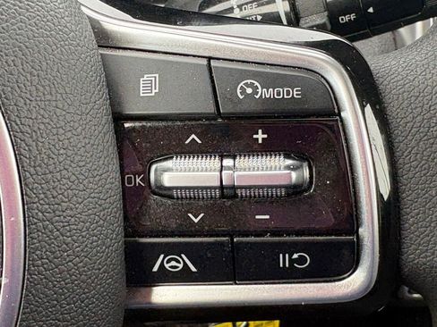 Used 2023 Kia Sorento LX FWD image 24
