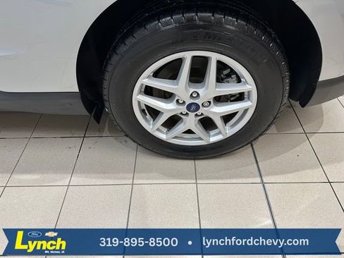 Used 2022 Ford Edge SEL w/ Convenience Package image 28