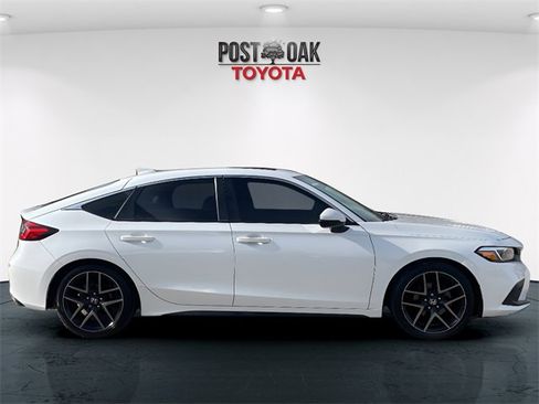 Used 2022 Honda Civic Sport Touring image 8