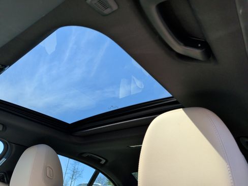 Used 2020 BMW 330i Sedan w/ Convenience Package image 29