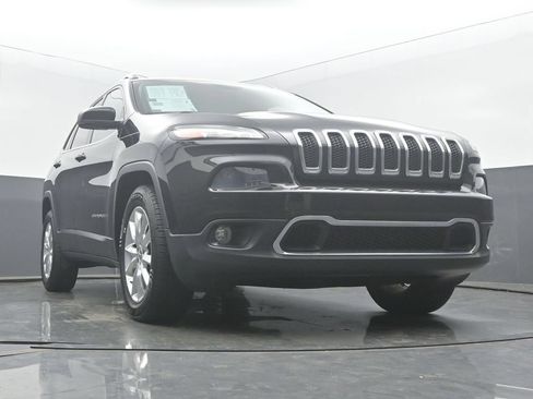 Used 2016 Jeep Cherokee Limited AWD/4WD image 47
