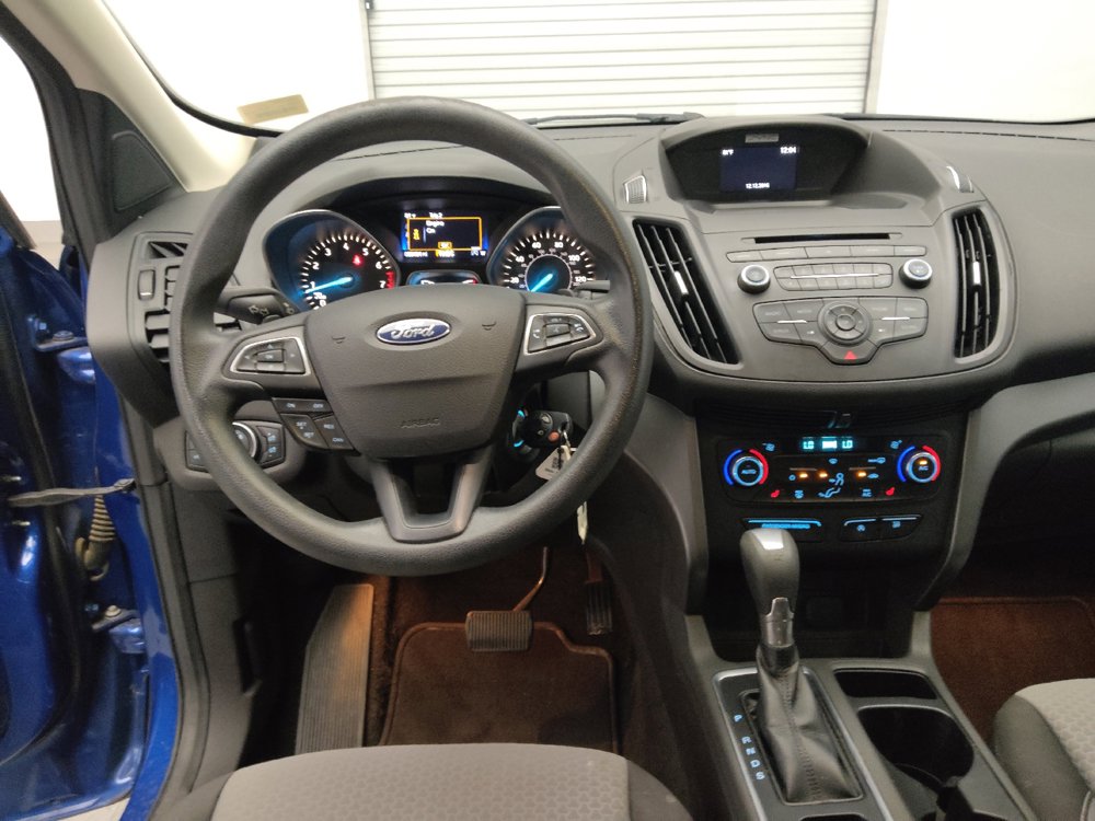 Used 2017 Ford Escape SE w/ SE Cold Weather Package FWD image 22