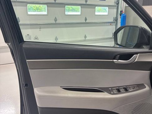 Used 2024 Hyundai Palisade SEL FWD image 11