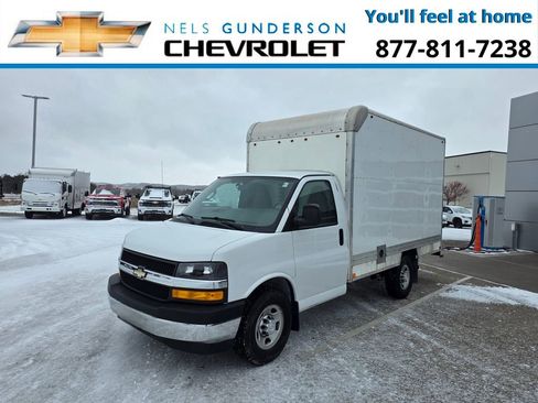 Used 2018 Chevrolet Express 3500 Work Van w/ Power Convenience Package image 2