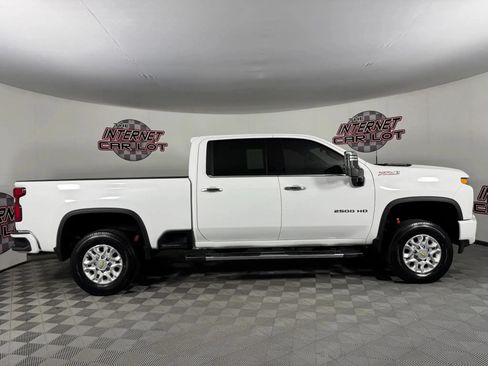 Used 2022 Chevrolet Silverado 2500 LTZ w/ LTZ Convenience Package AWD/4WD image 8