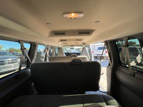 Used 2023 Chevrolet Express 3500 LS image 32