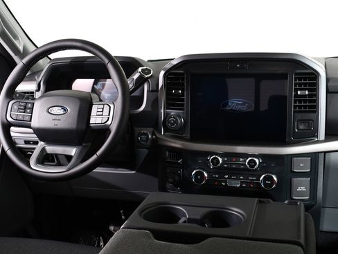 New 2026 Ford F150 XLT w/ Equipment Group 302A MID image 8