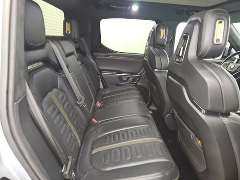 Used 2023 Rivian R1T Adventure AWD/4WD image 36