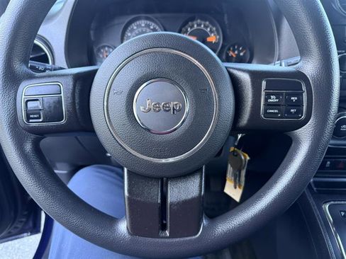Used 2014 Jeep Patriot Sport FWD image 21