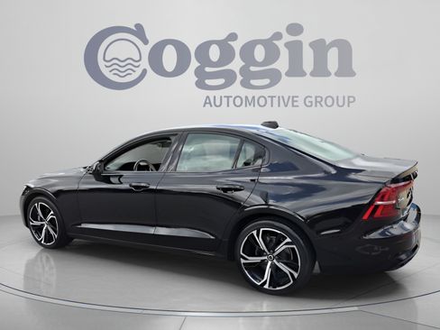 Used 2024 Volvo S60 B5 Plus FWD image 3