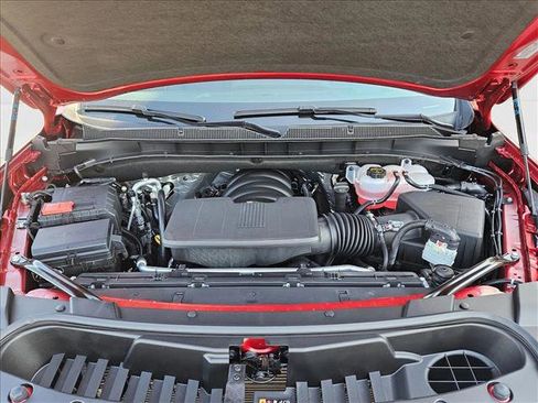 New 2025 Chevrolet Suburban Premier image 18