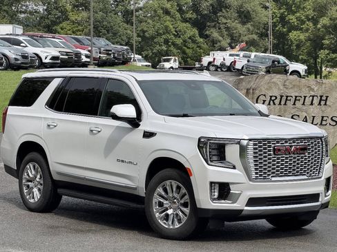 Used 2024 GMC Yukon Denali w/ Max Trailering Package AWD/4WD image 1