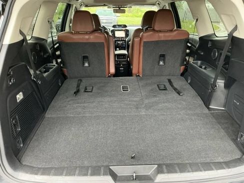 Used 2021 Subaru Ascent Touring w/ Popular Package #2A AWD/4WD image 16