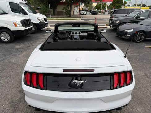 Used 2021 Ford Mustang Premium RWD image 27
