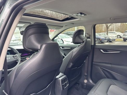 New 2026 Kia Niro EX image 12